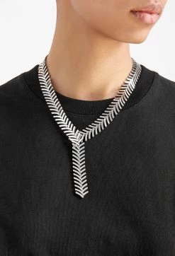 Anoeses Tire Chain Jewelry