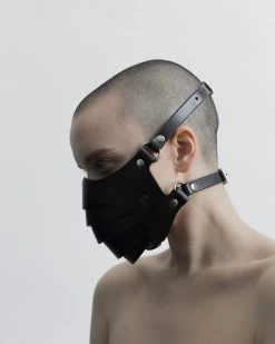 Anoeses Restraint Mask “Segmented” Black