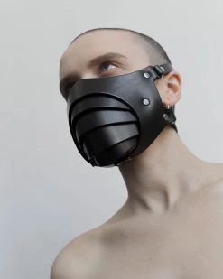 Anoeses Restraint Mask “Segmented” Black
