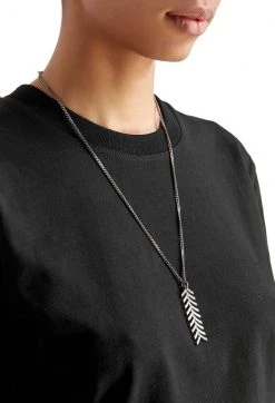 Anoeses Jewelry Tire Pendant